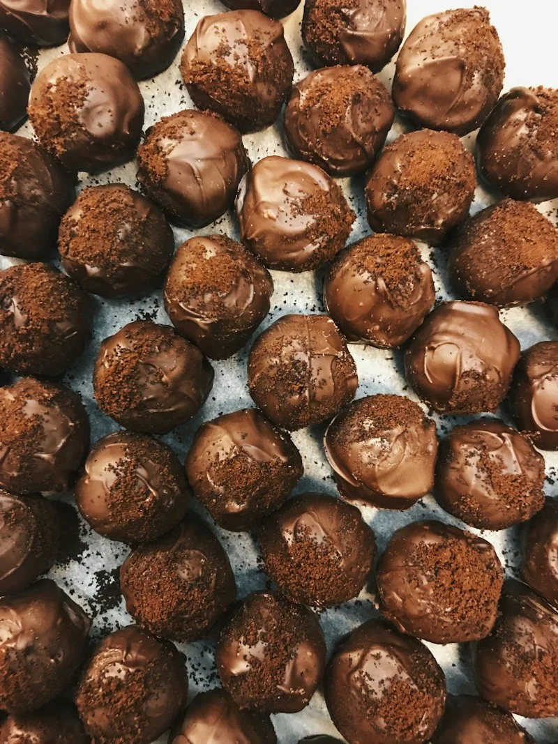 Gourmet Belgian Truffles and Pralines Box